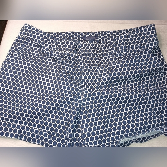 TOMMY HILFIGER Blue White Hexagonal Preppy Summer Edgy Damask  Shorts  (#655) - Picture 1 of 8